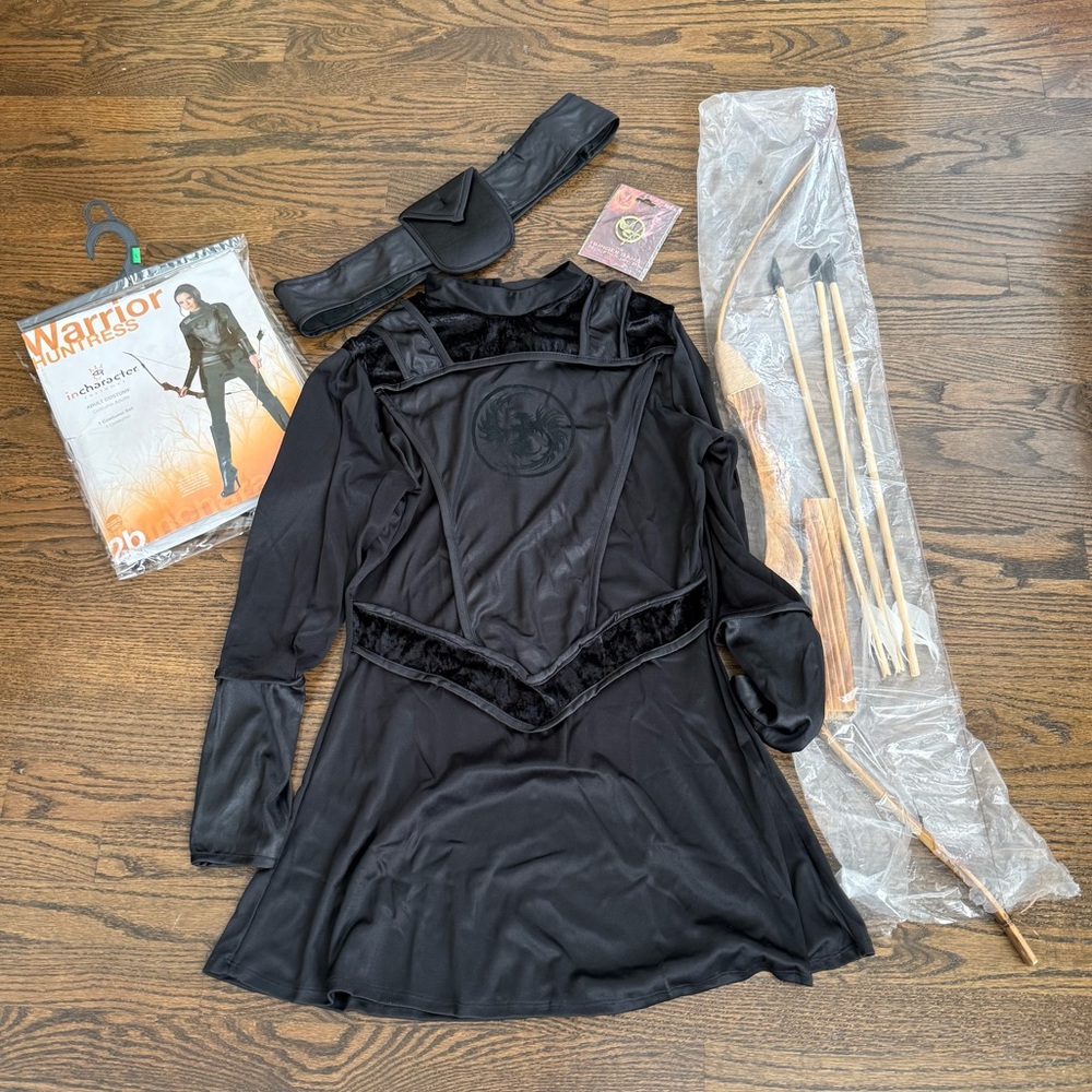 The Hunger Games Katniss Everdeen Complete